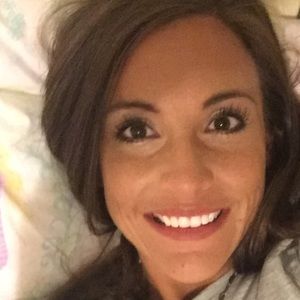 Meet your Posher, Mia